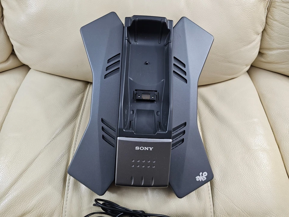 Sony AIBO Charger Dock with AC Adapter for ERS-110 and ERS-111 RARE Original OEM - Image 2 of 4