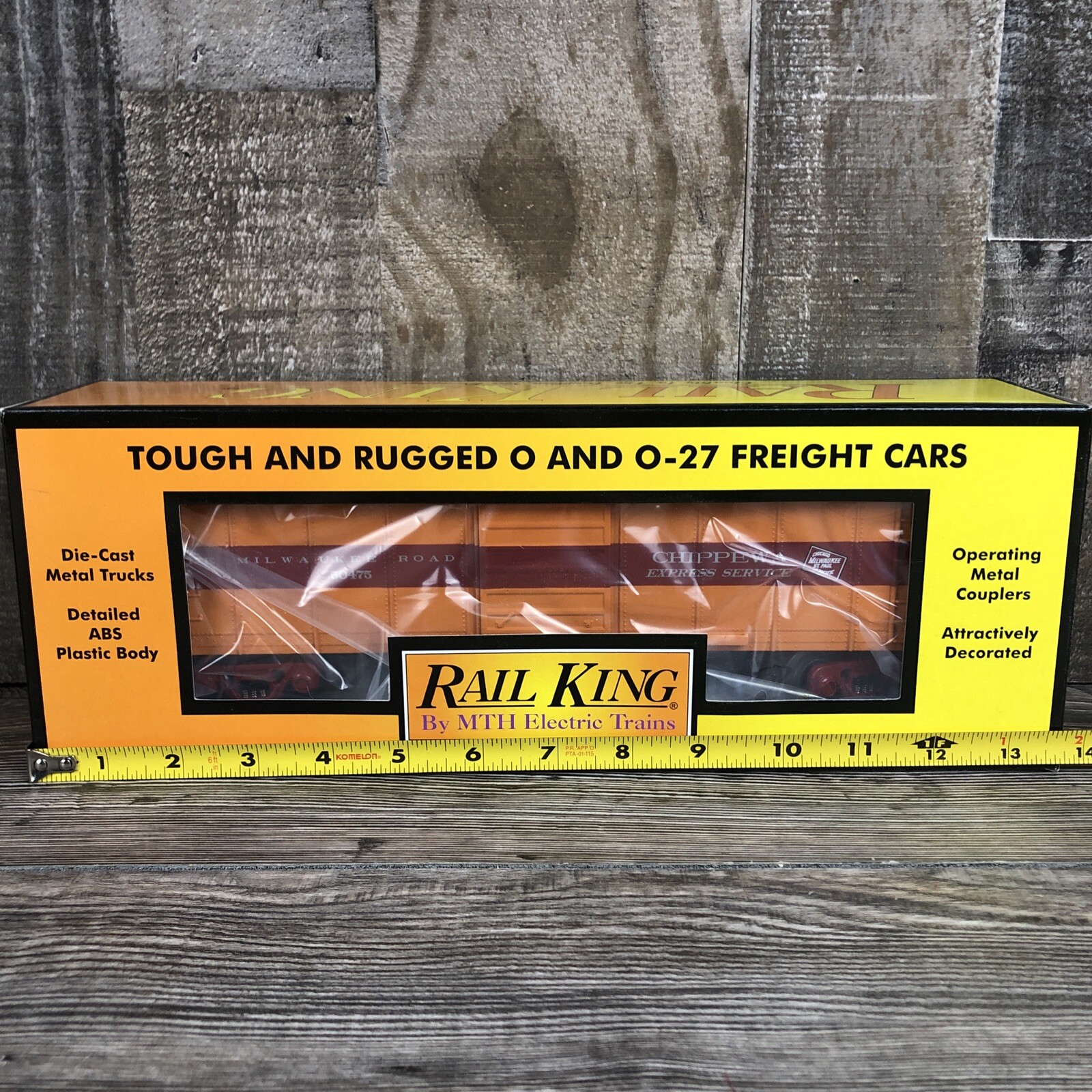 Rail King MTH Milwaukee Road Rounded Roof Box Car 3074082 O Gauge