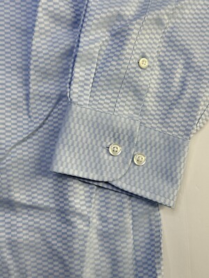 split yoke dress shirt Why a 'Split Yoke'? Look at the back of your shirt. A quality dress shirt features a yoke (the shoulder panel) cut into two pieces. By rotating the fabric 45 degrees, we