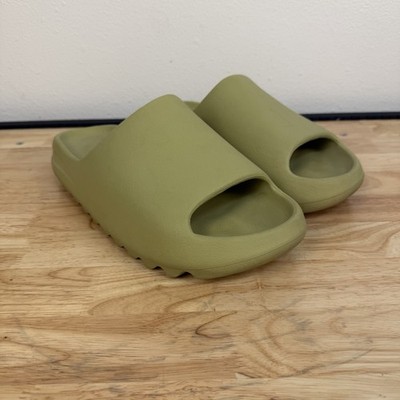 Yeezy Green Slide Sandals adidas Yeezy Slide Resin 2021 Green Slip On Sandal GZ5551  main image 4