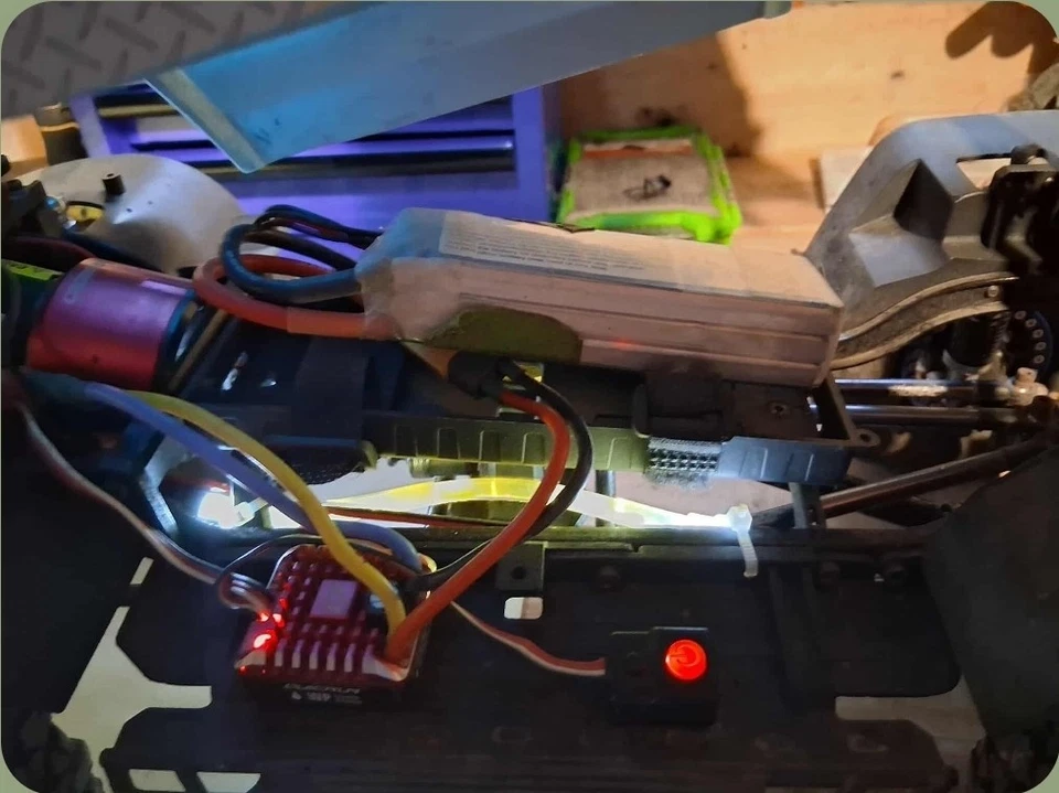 Cross RC “Demon FR4” – RTR Rock Crawler – Upgraded – Ready to Run - Image 3 of 4