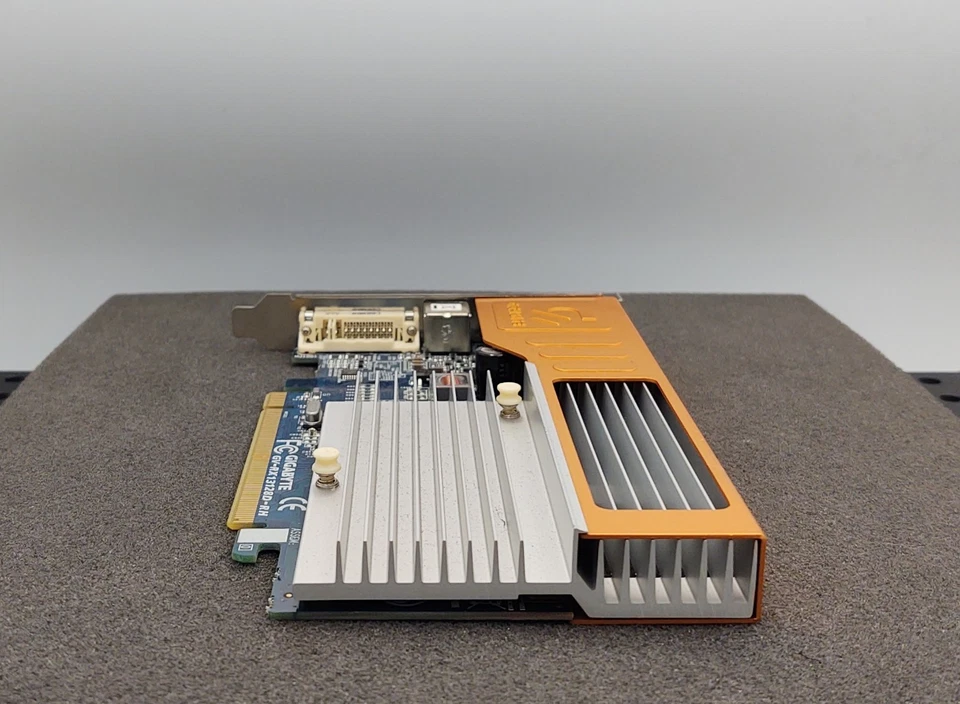 Gigabyte Technology ATI Radeon X1300 (GV-RX13128D-RH) - FAST SHIPPING - Image 4 of 4