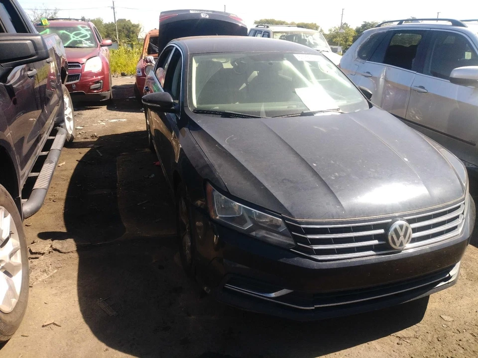 Used Rack and Pinion Assembly fits: 2017 Volkswagen Passat power rack and pinion Foto 2 de 4