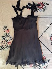 Forever 21 Black Mini Dress LBD Ruffle Sweetheart Neckline Tie Straps