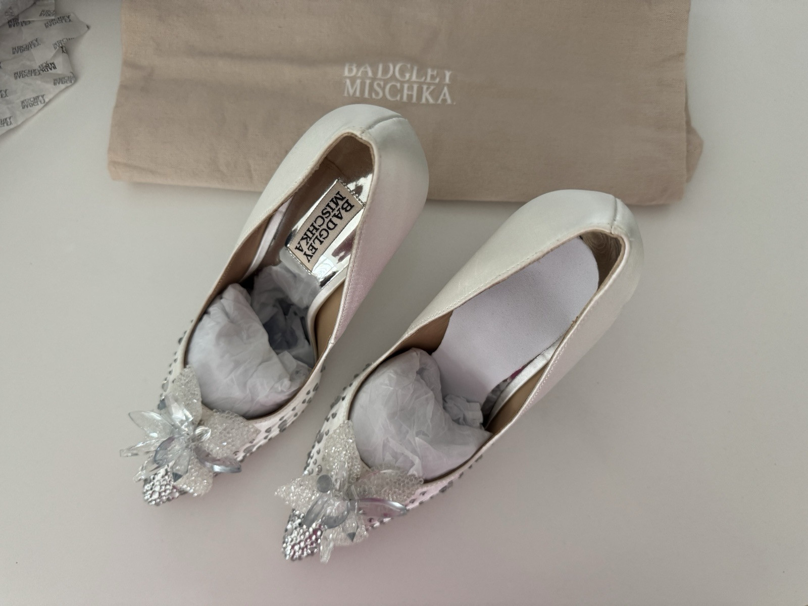 Badgley Mischka RARE Halo Womens Stiletto Shoes Size 6 M image 4