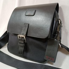 Tumi Vhtf Messenger Bag Black Limited Edition Popular brand men's bags, easy to