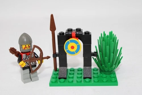 Lego Castle Black Knights Kings Archer 1624 100% Complete W/Instructions