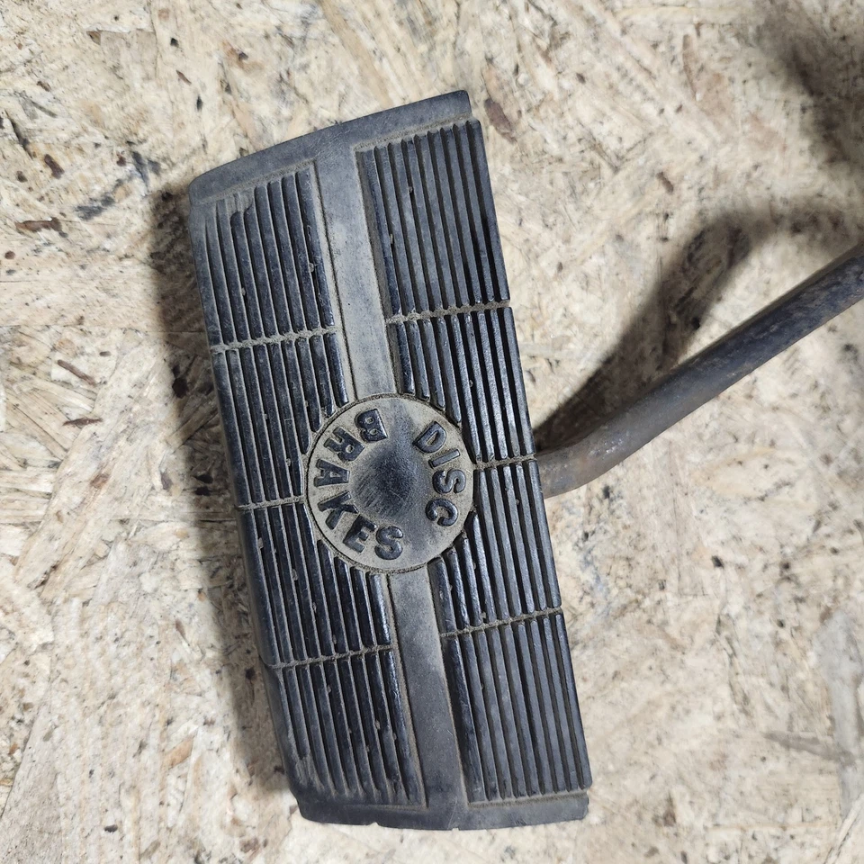 Conjunto de pedal de freno C3 Corvette soporte de suspensión transmisión automática 69-82 OEM Foto 2 de 4