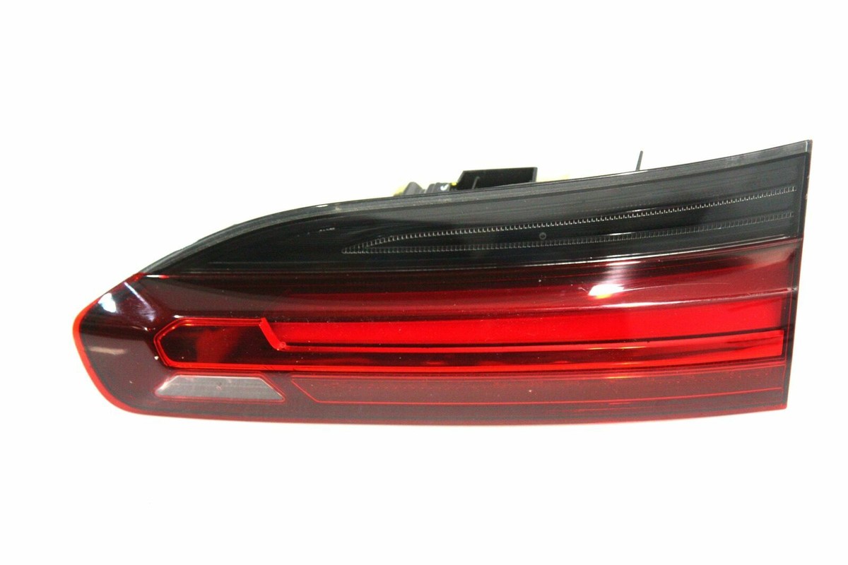 BMW Rear light in trunk lid right 63217433798 X4 G02 M F98 | eBay 