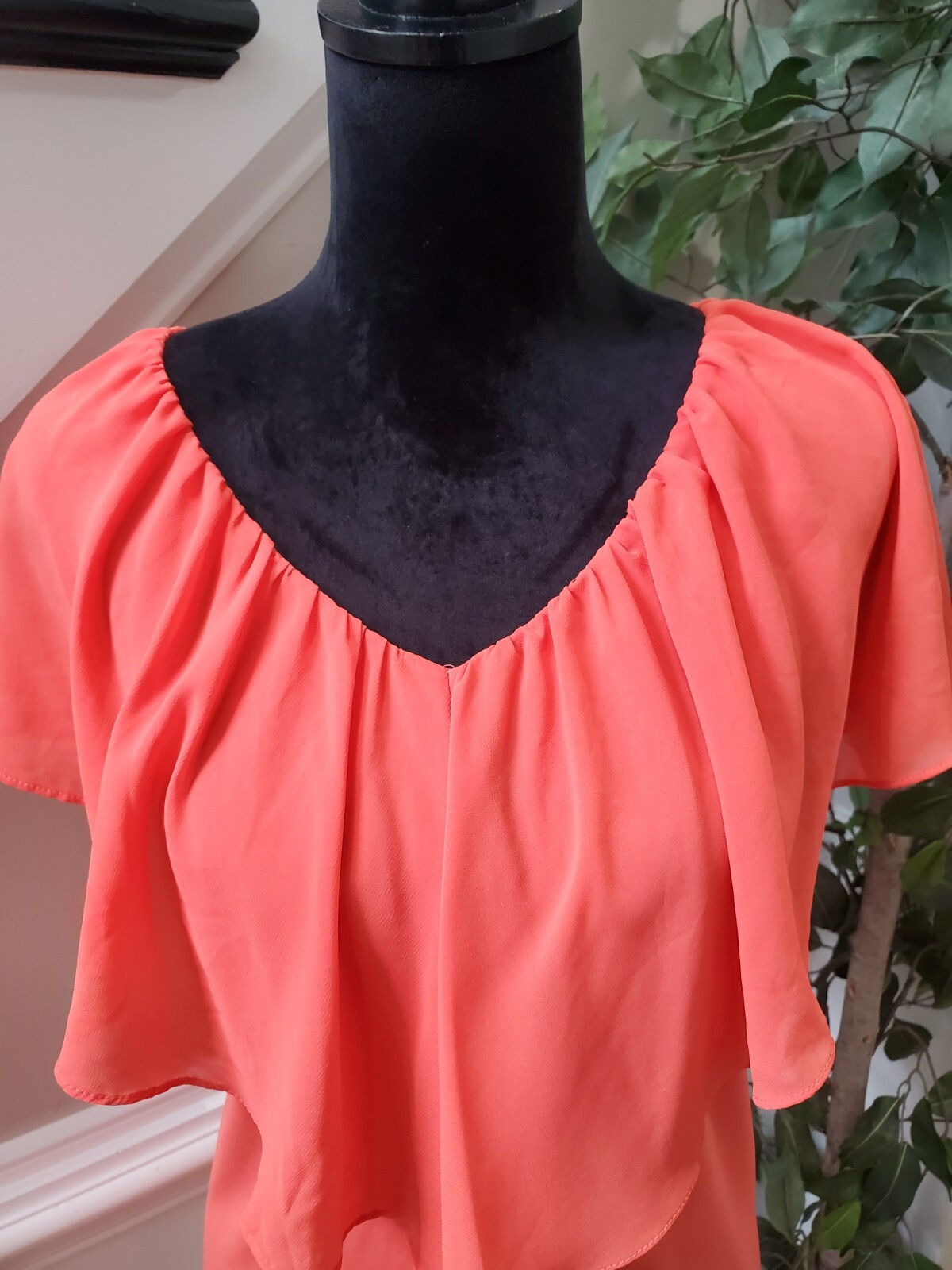 Cato Women's Red Solid Polyester Ruffle V-Neck Sl… - image 4