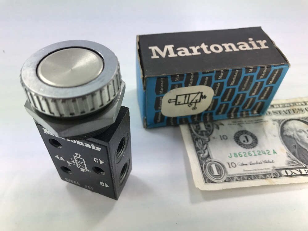 Norgren 1/8" Manual Pneumatic Valves Normally Closed S/666/51 Silver Pushbutton