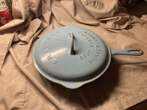 RARE Griswold Cast iron   Blue Enamel #8 Skillet And Cover