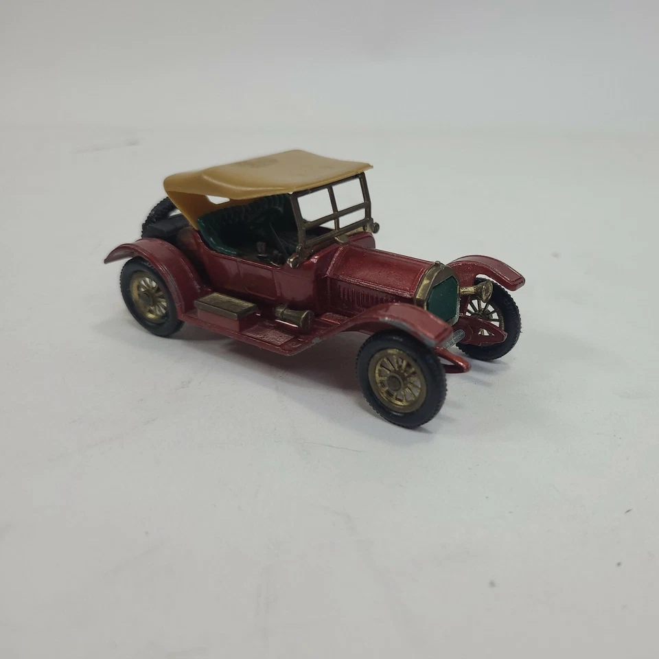 Vintage Matchbox Models of Yesteryear. 1914 Stutz. Y-8 Red. Made 1969 - Image 3 of 4