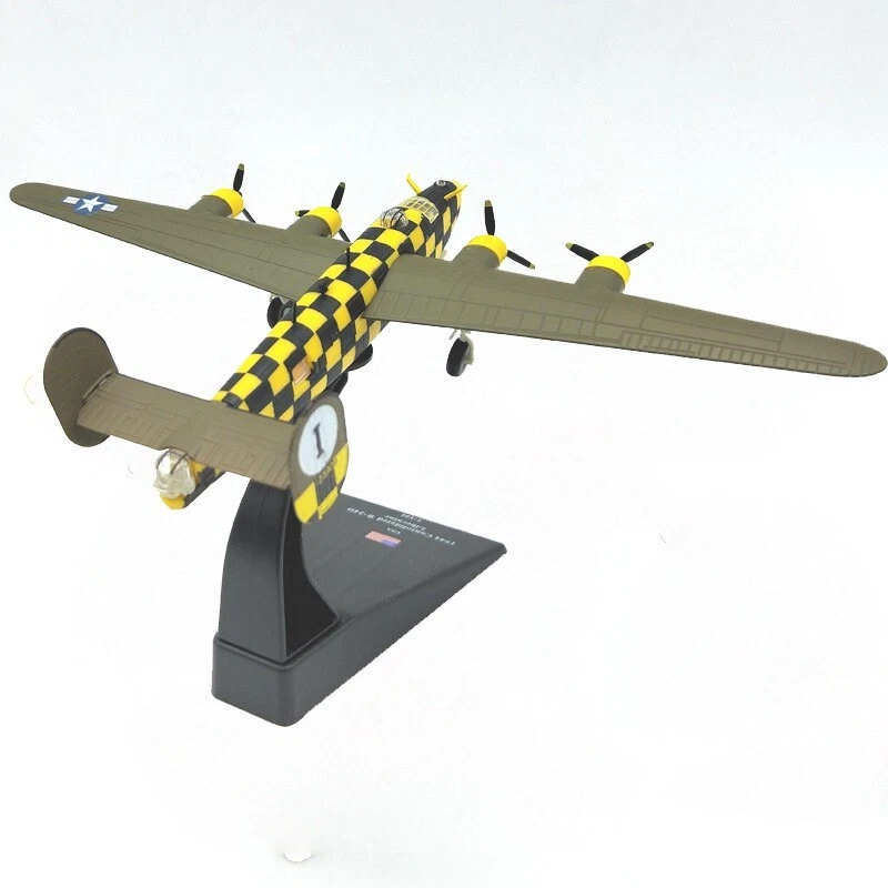 1:144 Scale Alloy Military Model B-24D Liberator Bomber Aircraft Model Plane Toy - Image 4 of 4