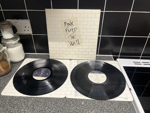 Pink Floyd The Wall UK  Record lp original vinyl album A9/B6/A1/B9 EX/EX