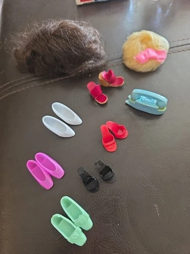 Lot Of Vintage Barbie Accessories Wigs Wedge Cork Heels, Telephone 60s 70s