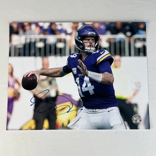 Sam Darnold Signed Photo #14 Minnesota Vikings QB Autographed 8.5x11 COA Holo