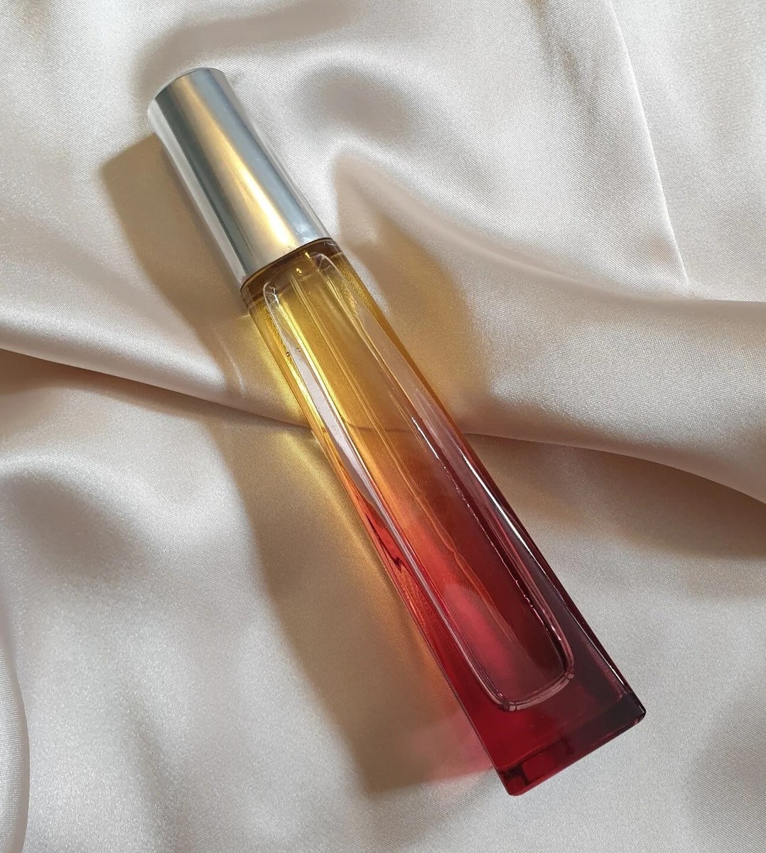 💜 Discontinued Avon Surrender for Her EDP 50mL 90% Remains 💜