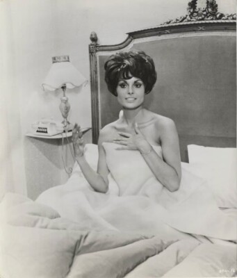 Dahlia Lavi The Spy with a Cold Nose Risque Bedroom Scene Original 7x9 Photo