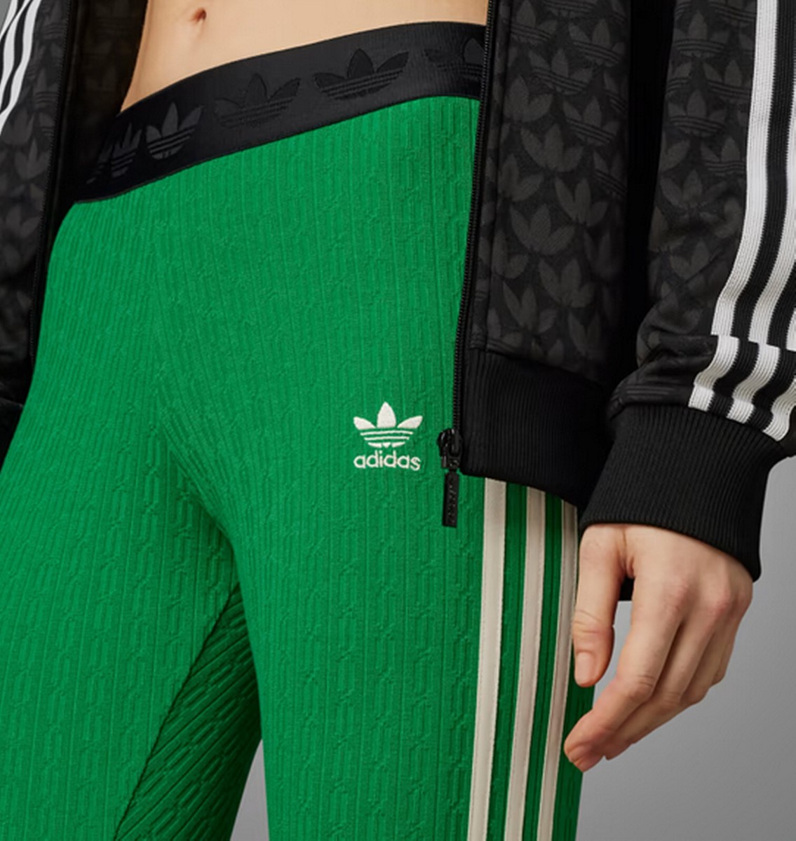 adidas originals adicolor three stripe trefoil legging in green