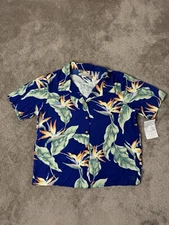 Vintage Women’s Tshitr Hawaii Paradise Found Blue and yellow floral shirt Sz XXL