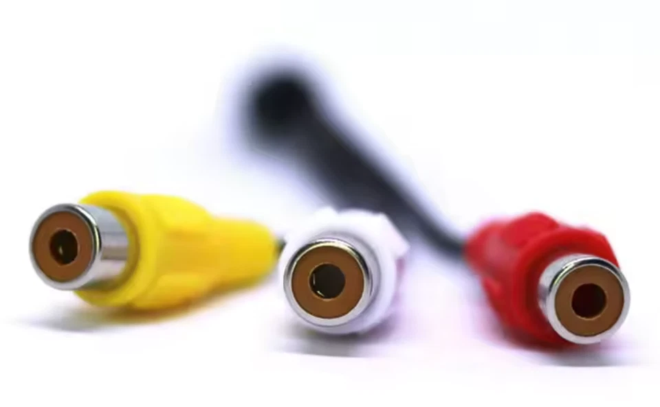 3,5mm Klinkenstecker zu 3RCA Cinch Buchse AV Kabel Adapter Video Audio für TV DV - Bild 4 von 4