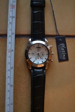 Platino -Armbanduhr sehr schickes Design. Tolle Uhr für Ihn und Sie , für Alle !