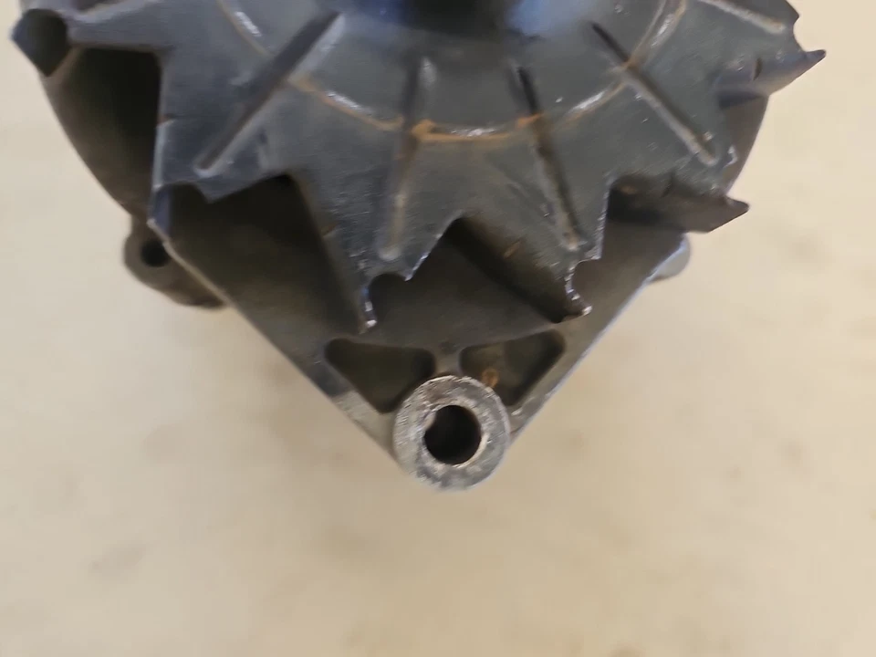 ALTERNADOR CHEVY CORVETTE CHEVELLE IMPALA NOVA DELCO REMY 1965 1966 1100693 Fecha Foto 4 de 4