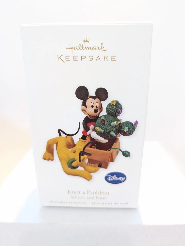 Ornamento Hallmark lembrança nó um problema Mickey e Pluto 2010 Disney - Imagem 2 de 4