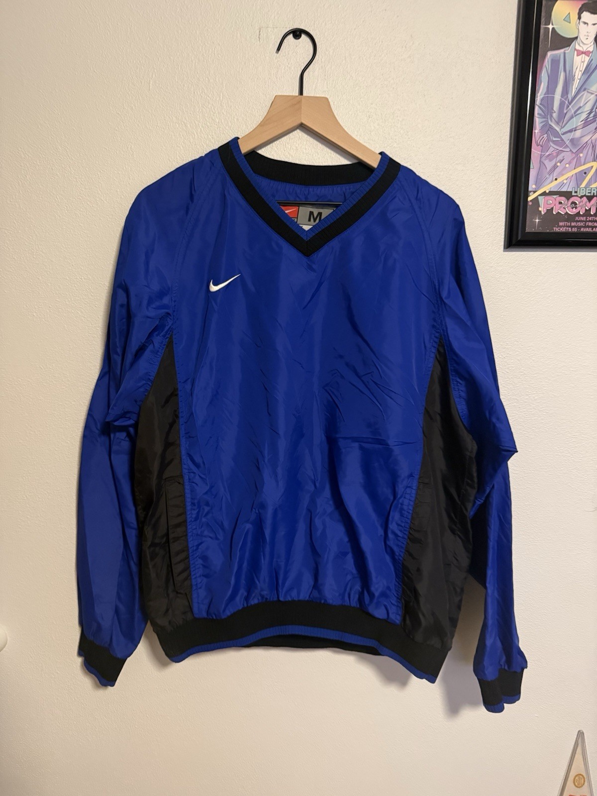 Picture 2 of 6