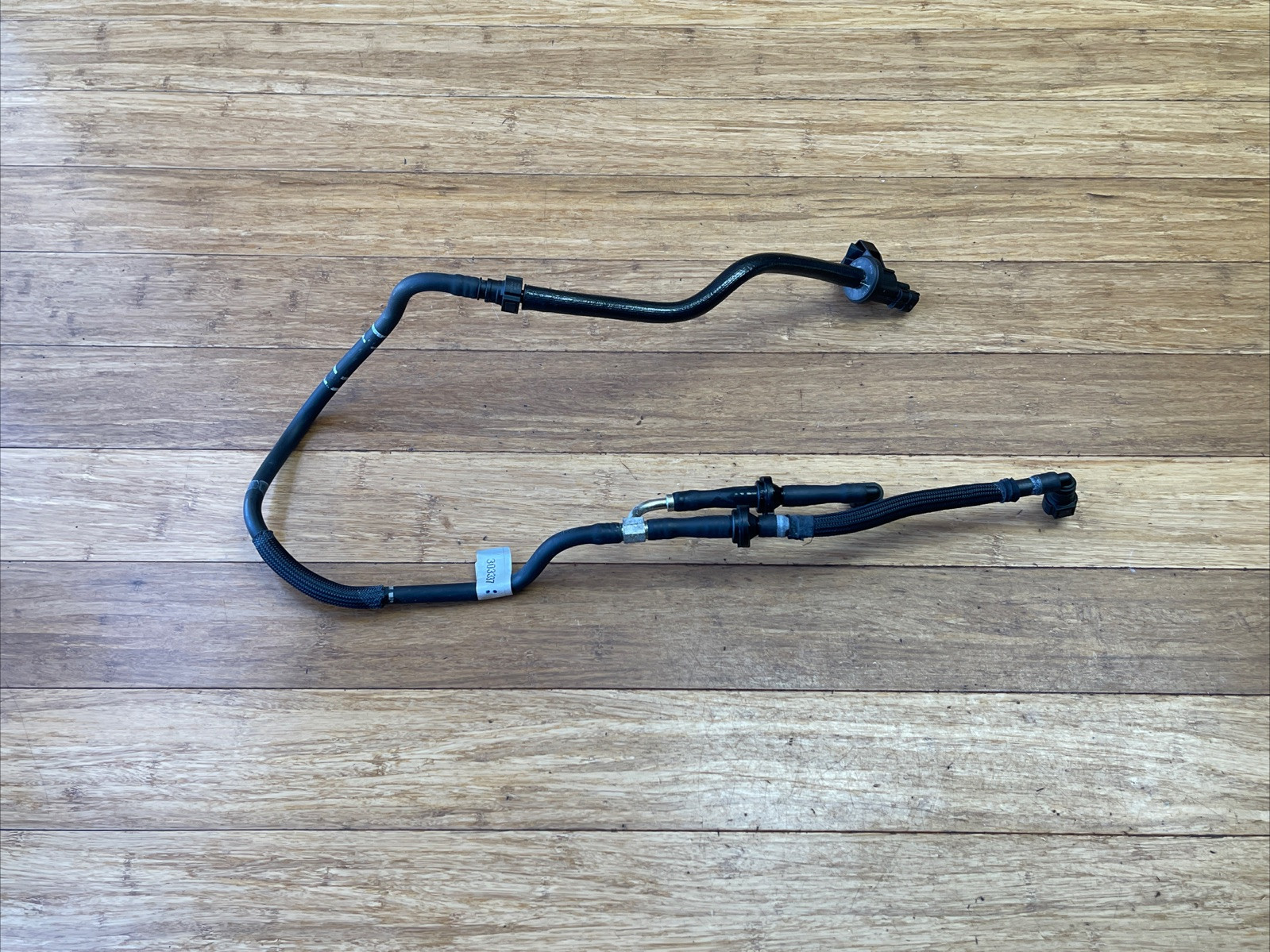 2015-2018 Ferrari California T Air Conditioning Line Hose Pipe 303337 OEM