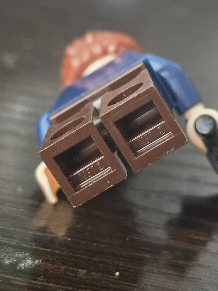 LEGO Minifigures 75192 Star Wars UCS Millenium Falcon *LEIA, HAN, CHEWIE, C-3PO* - Image 4 of 4