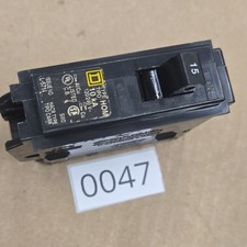 15A  1-Pole Square D Homeline HOM115  Type Plug-In Circuit Breaker 120/240V