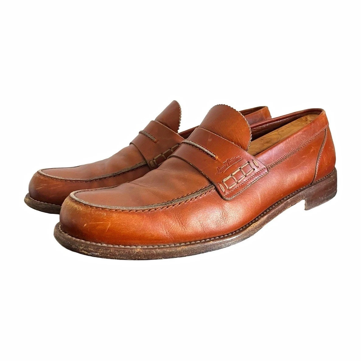 25+ Louis Vuitton Brown Solid Casual Shoes for Men for sale