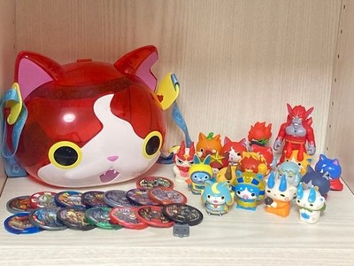 Yokai Watch Soft Vinyl Figur Set mit Medaillen Sammlerstück Spielzeug