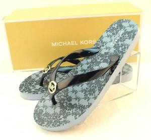 michael kors navy blue flip flops
