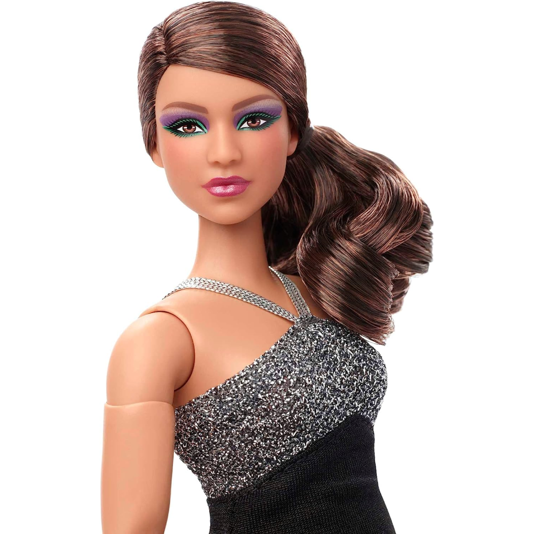 Barbie Signature Looks Doll Brunette Wavy Hair Curvy Body