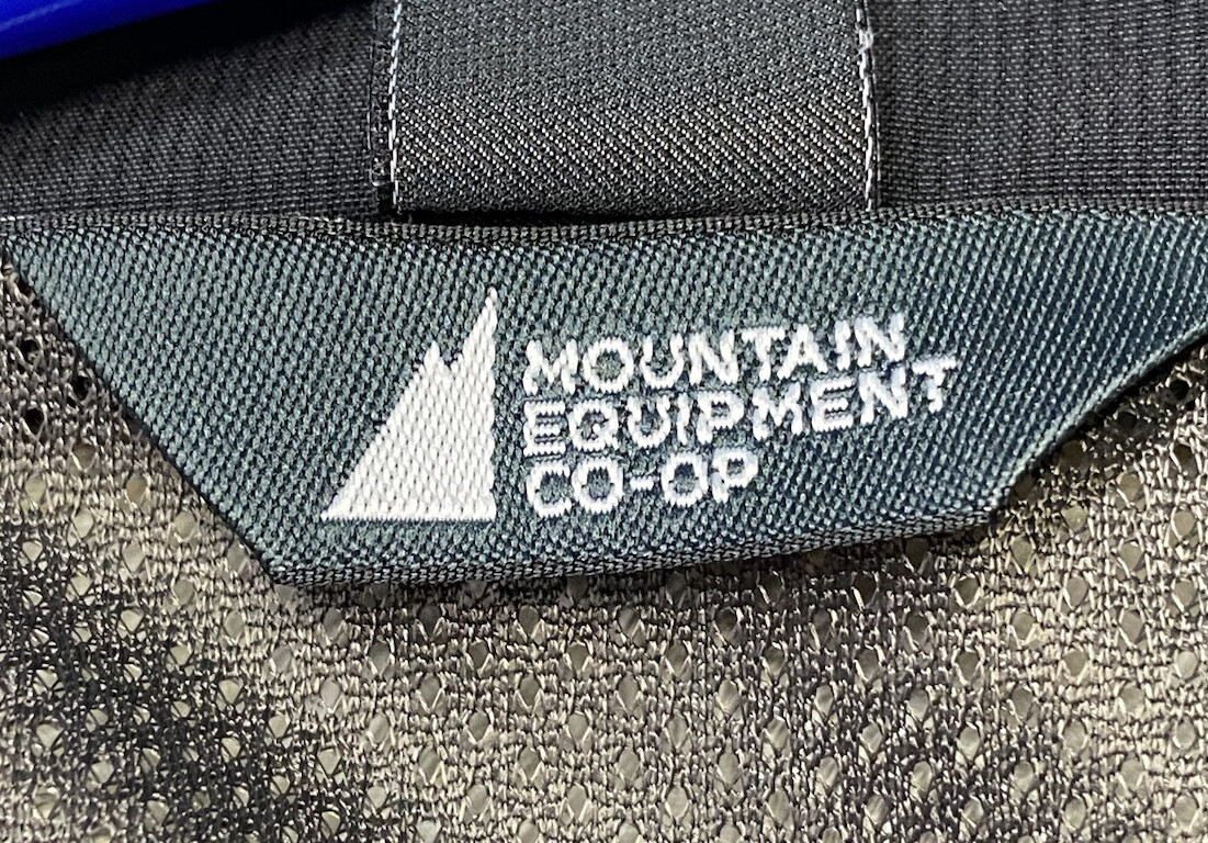 MOUNTAIN EQUIPMENT CO-OP MEC GORE-TEX TRIPLE BLACK HOODED JACKET SIZE XL A31