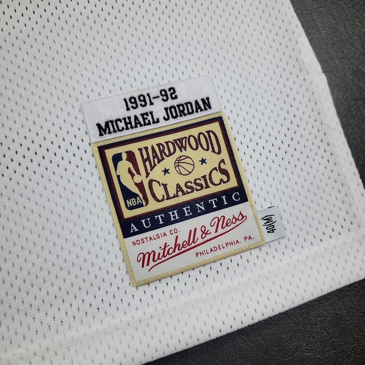 100% Authentic Michael Jordan Mitchell Ness 91 92 The Shrug Bulls