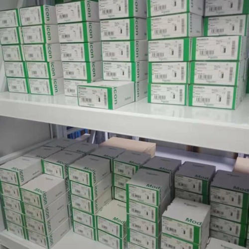 Module PLC 140AVI03000 en boîte TVA gratuite vendu US