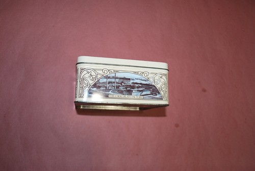 Vintage 1990 Hershey's Sweet Milk Chocolate Tin Can Vintage Edition # 1 - Picture 3 of 7