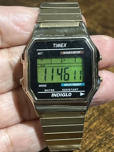 Vintage 1990's Men's Timex Digital Watch Indiglo Stretch band Works Collectible