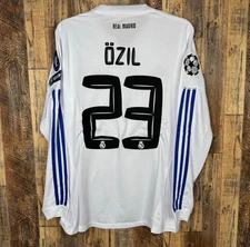 Real Madrid 2010-11 Home Long Sleeve Soccer Jersey OZIL #23 Men’s M