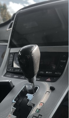 Toyota Vellfire And Alphard  AH20 Gear Knob