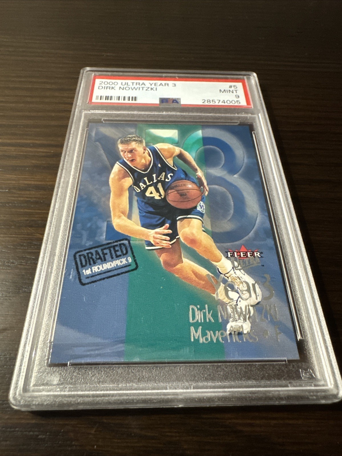 2000-01 Fleer Ultra Year 3 Dirk Nowitzki #5 YT PSA 9 Pop 4