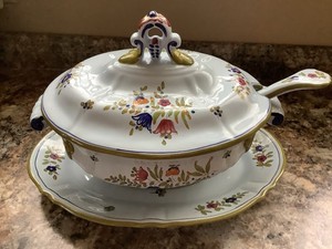 BEAUTIFUL VINTAGE ITALY MAJOLICA TUREEN FLORAL SET EX+++ NO CHIPS, CRACKS