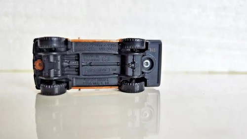 Matchbox JAPAN CRUISERS TOYOTA 4RUNNER Diecast Model Car - Picture 3 of 3