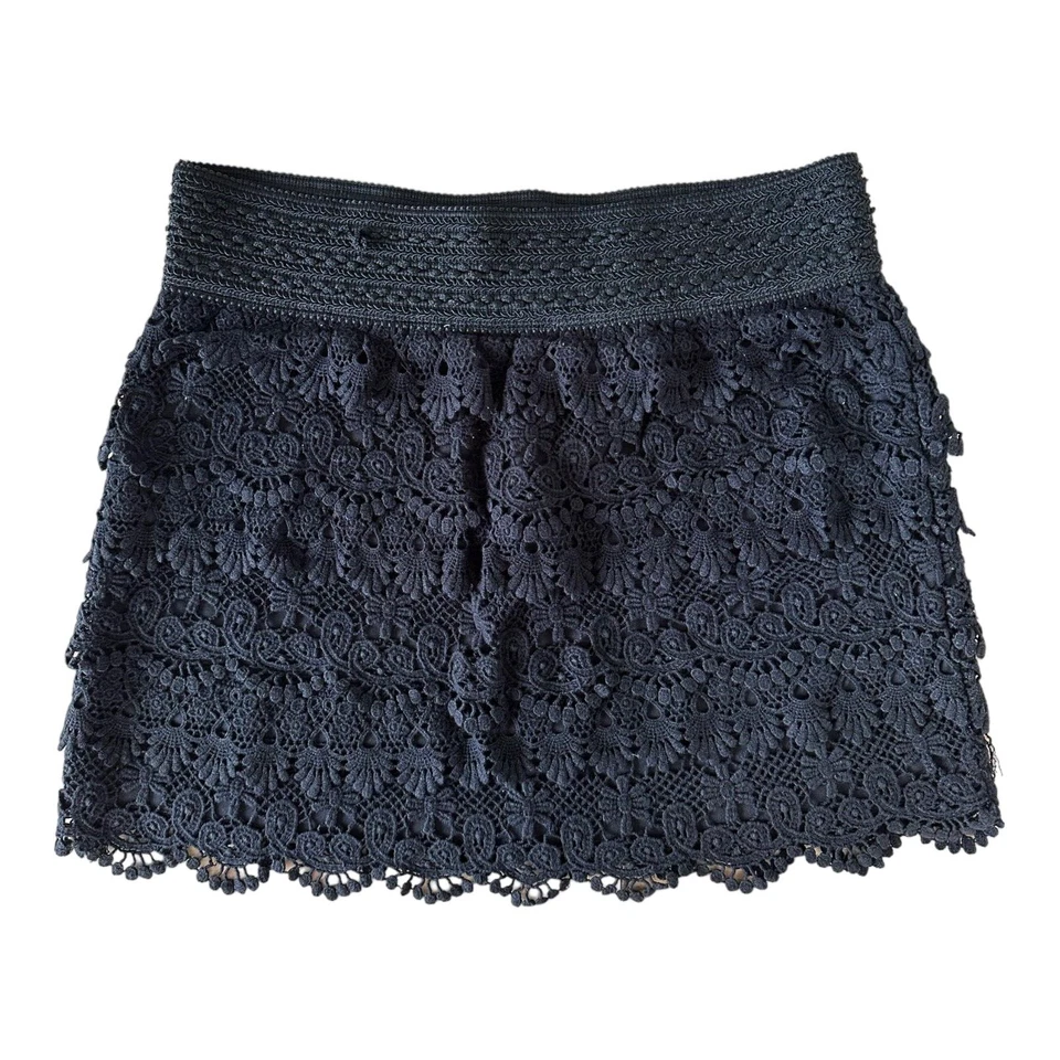 Minifalda para mujer American Rag Cie de encaje forrada en capas cintura elástica talla S negra Foto 2 de 4