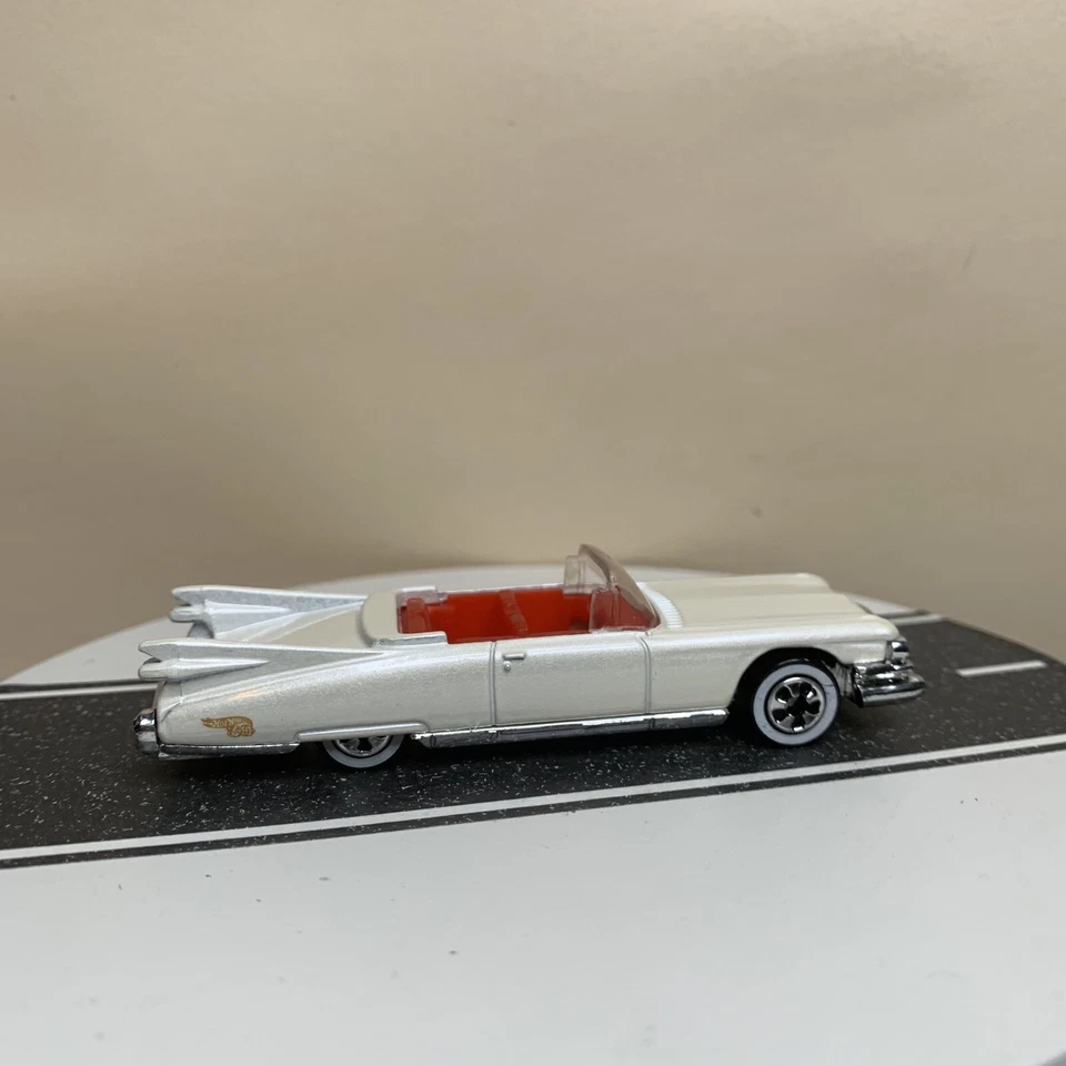 Cadillac Caddy Eldorado 1998 30 aniversario '59 blanco/rojo con BW como nuevo Foto 3 de 4