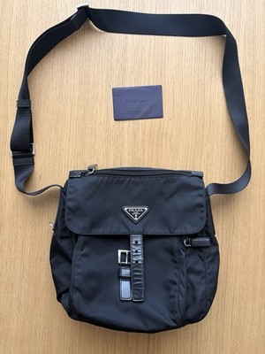Prada Umhängetasche Schwarz Nylon Crossbodybag Mit Garantiekarte